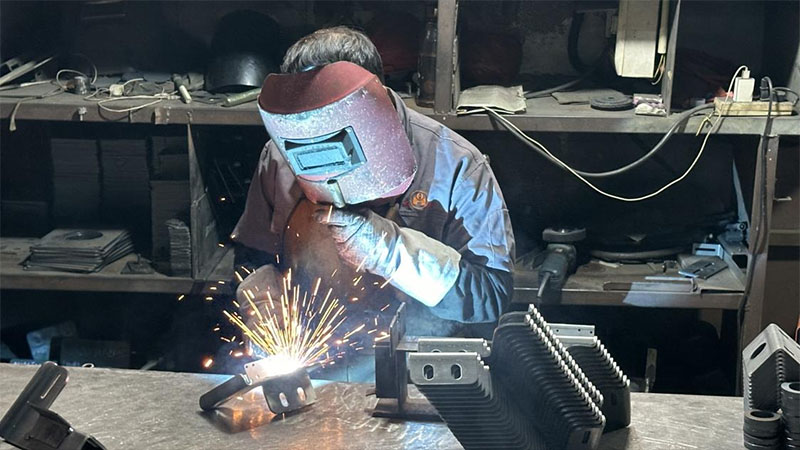 Teknologi og tilpassede tjenester indfører et nyt højdepunkt af metalbehandling